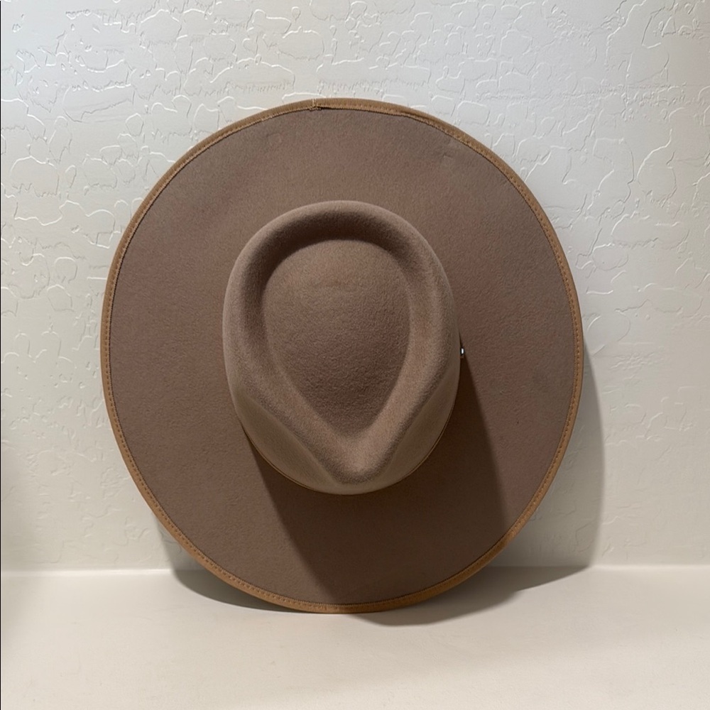 Classic Tan Hat
